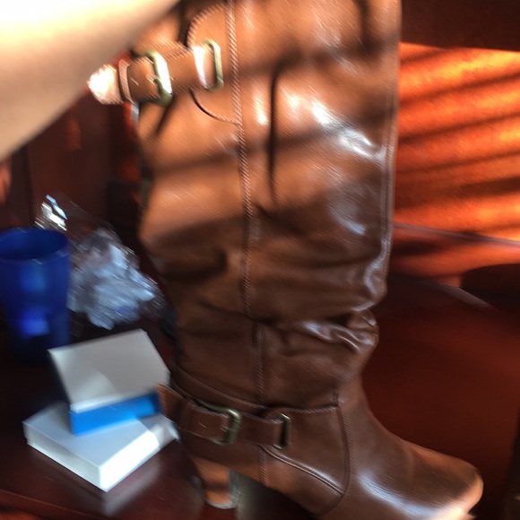 Cognac Crinkle Boots - Picture 3 of 5